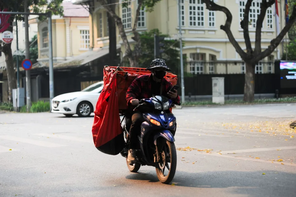 Xe hợp đồng đưa đón
