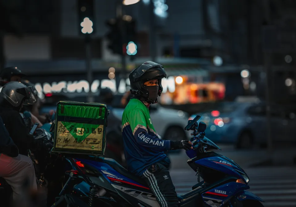 Nội thất sạch, máy lạnh